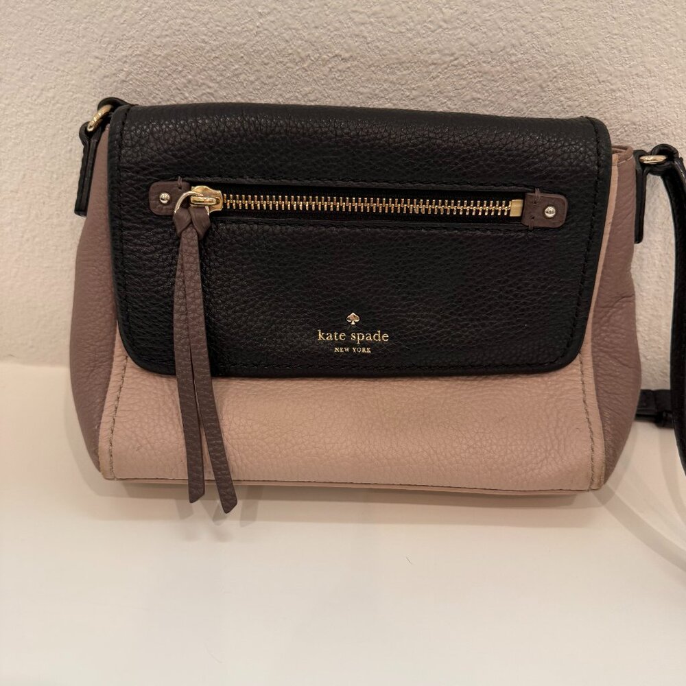 Kate Spade Cobble Hill Mini Toddy Crossbody Colorblock Leather Bag with Dust Bag